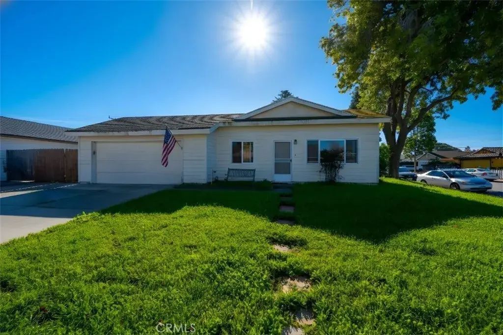 914 W Camino Colegio, Santa Maria