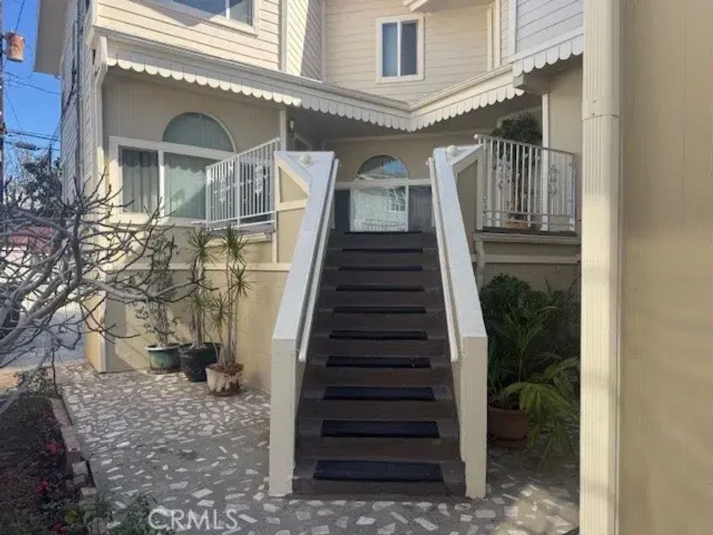 428 N Hollywood Way 203, Burbank