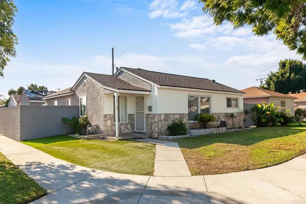 11238 Dune St, Norwalk