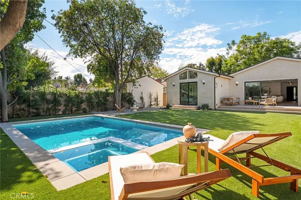 5444 Morella Ave, Valley Village