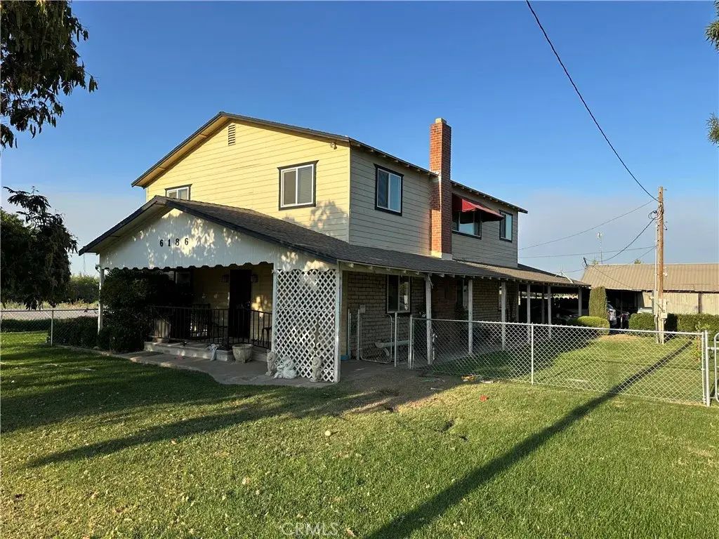 6186 Arena, Livingston
