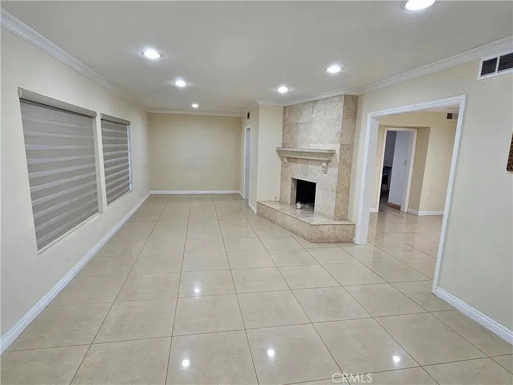 13824 Valerio, Van Nuys