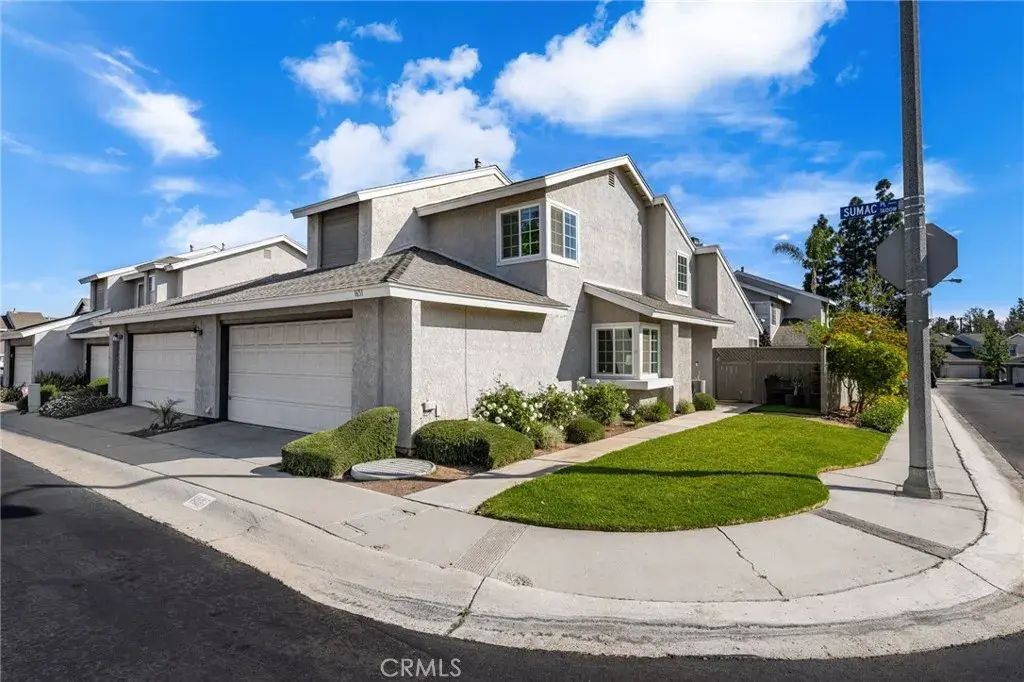 1651 Sumac, Corona