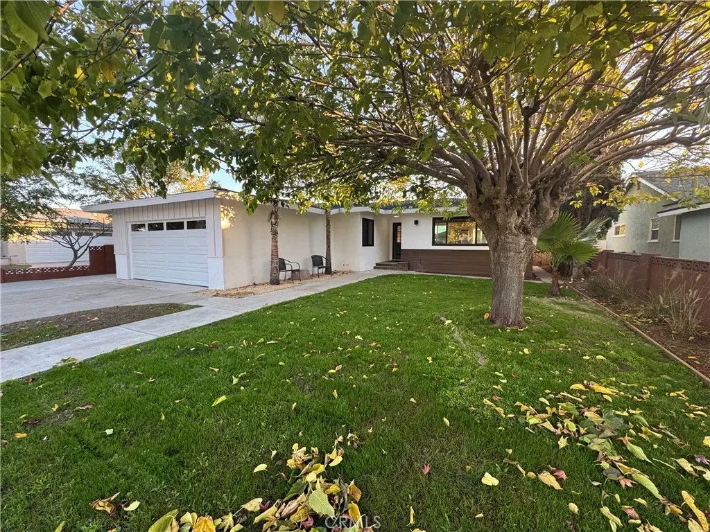 1334 E Mayfair, Orange