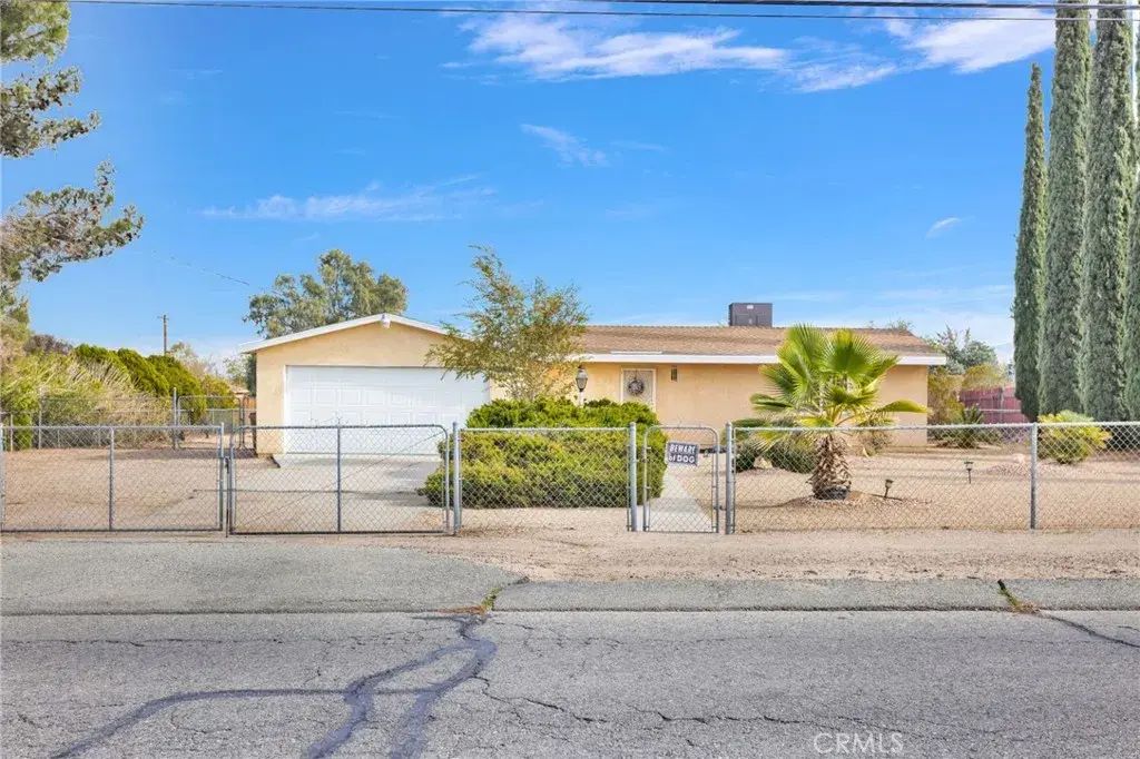 11121 Oakwood, Hesperia
