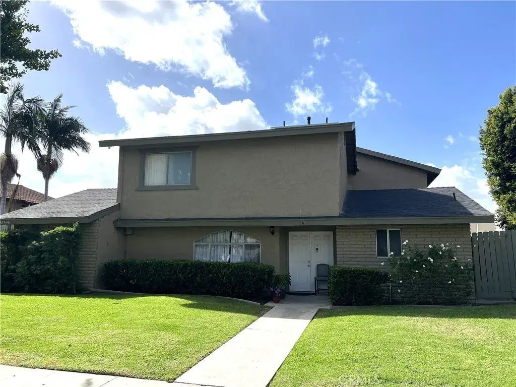 2056 N Highland, Orange