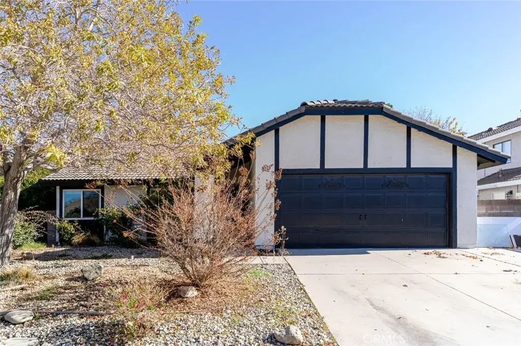 44022 31st Street West, Lancaster