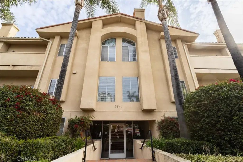 5240 Vantage Avenue 112, Valley Village