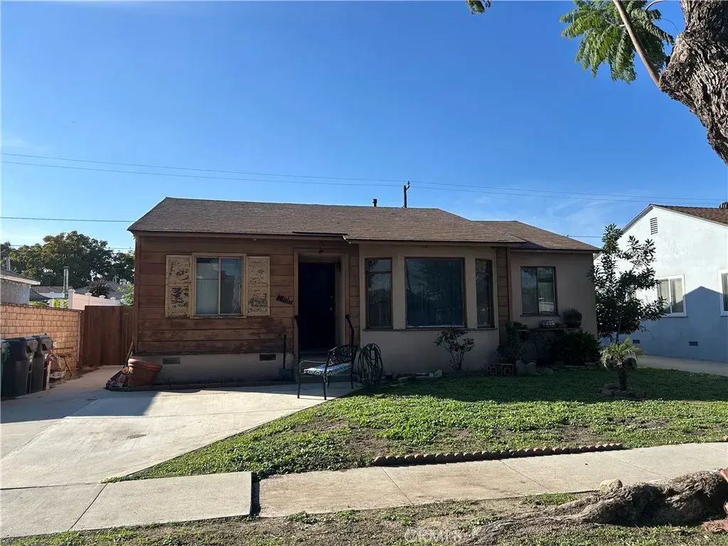 3513 Shipway, Long Beach