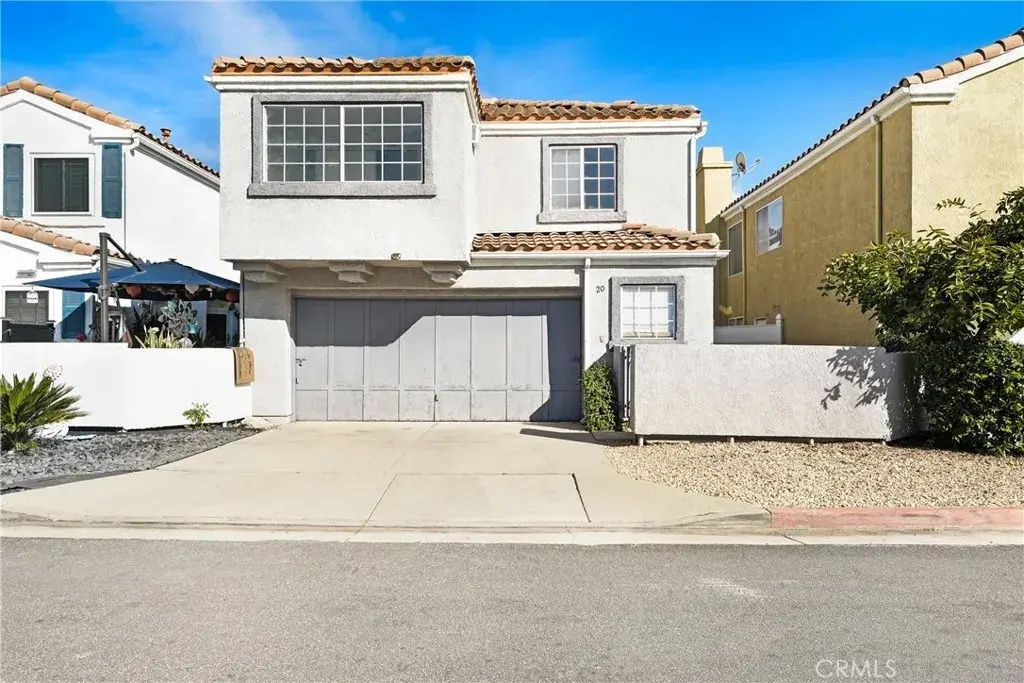14300 Terra Bella 20, Panorama City