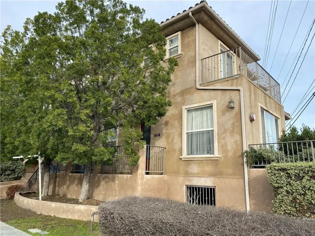 1414 N Hollywood, Burbank