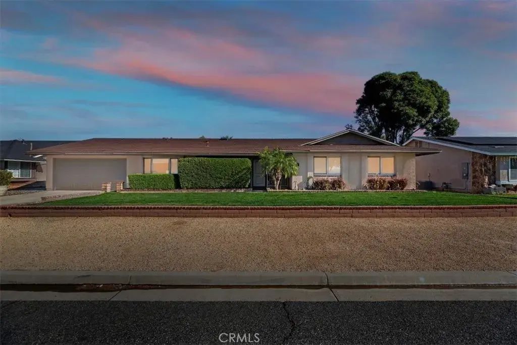 5470 Manline, Jurupa Valley