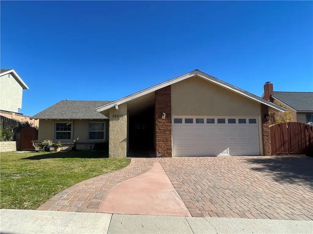 28628 Macklin Avenue, Canyon Country