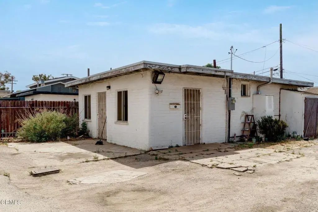 2577 Alvarado Street, Oxnard