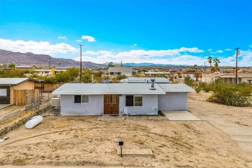 6636 Sahara, 29 Palms