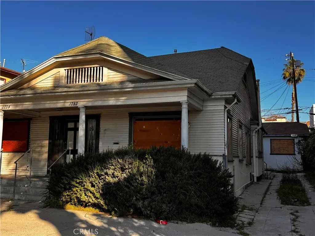 1730 N Kenmore Avenue, Los Angeles