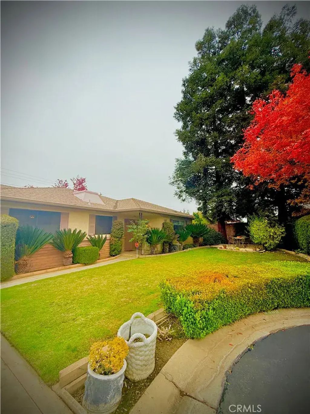 6380 N 5th St, Fresno