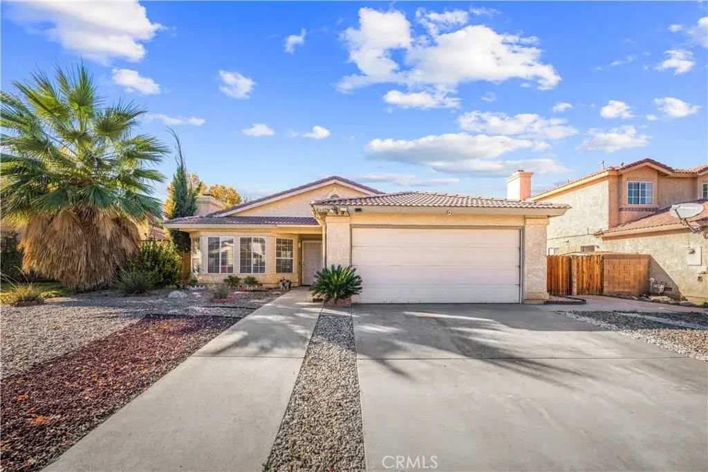 43815 Silver Bow Road, Lancaster