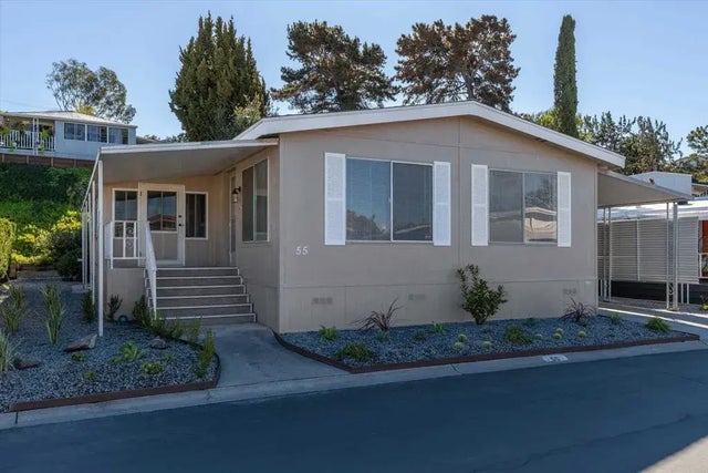 2130 Sunset 55, Vista