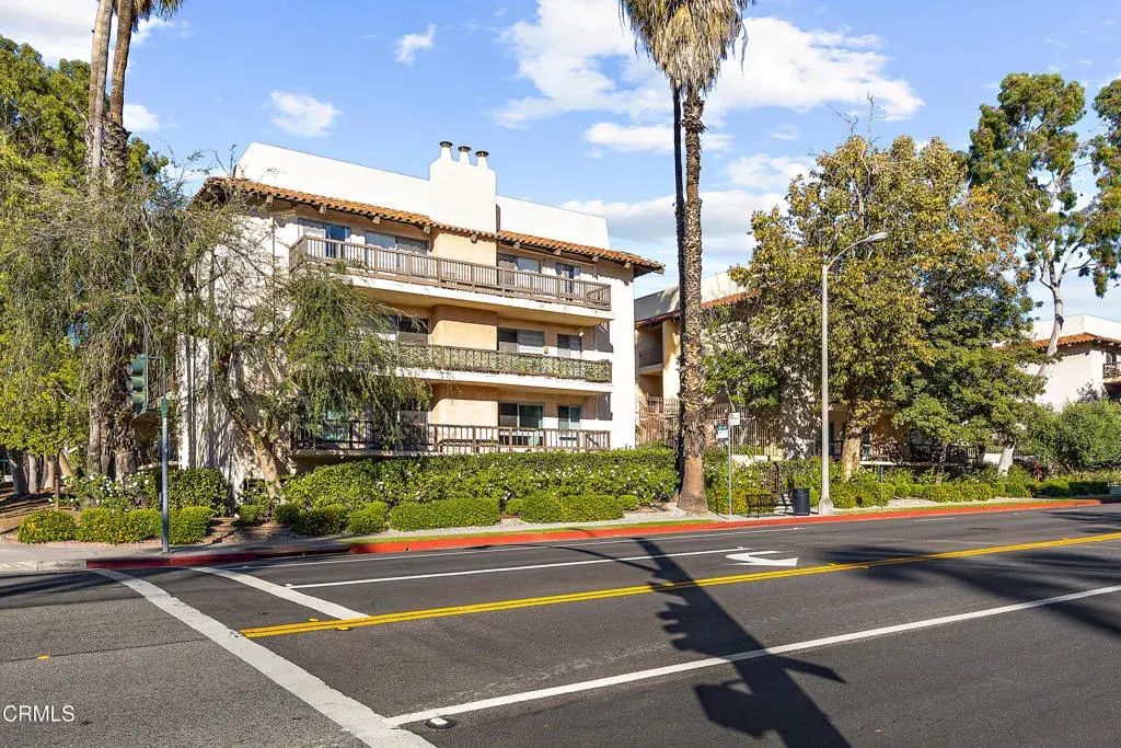1127 E Del Mar Boulevard 114, Pasadena