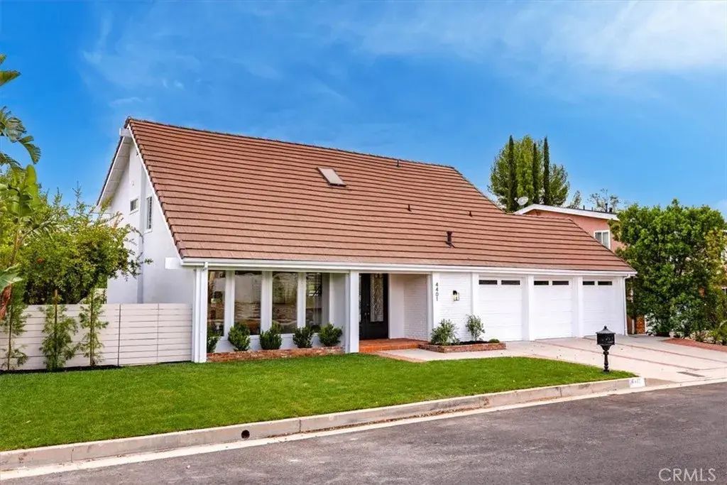 4401 Cezanne Avenue, Woodland Hills