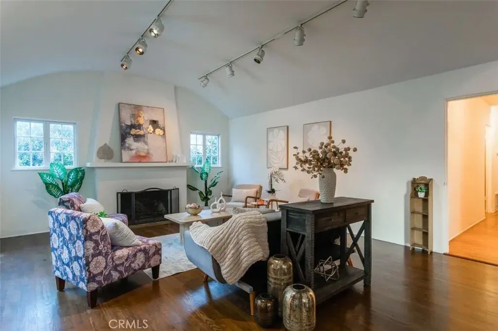 254 S Berkeley Ave, Pasadena