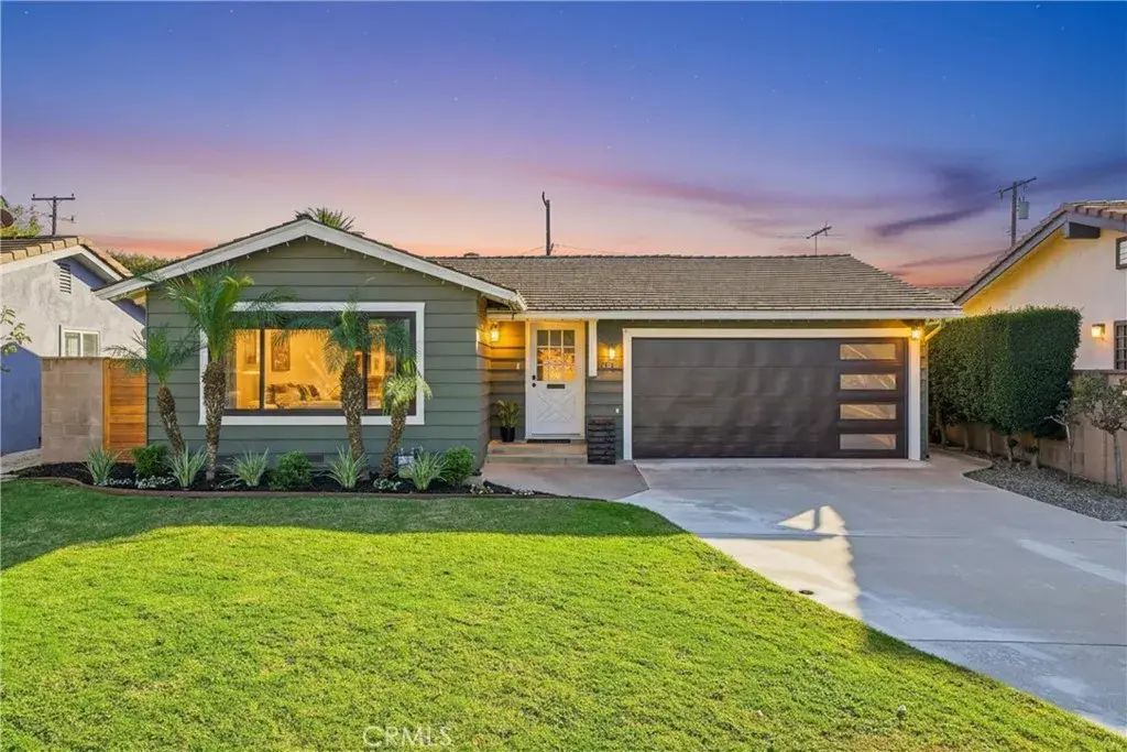 1124 E Maplewood Place, Orange
