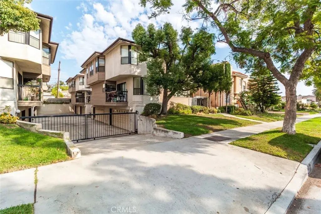 514 N Isabel Street C, Glendale