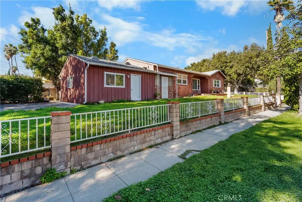 1645 Coolidge, Pasadena