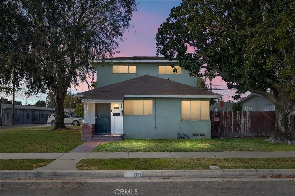 1017 Paloma St, Bakersfield