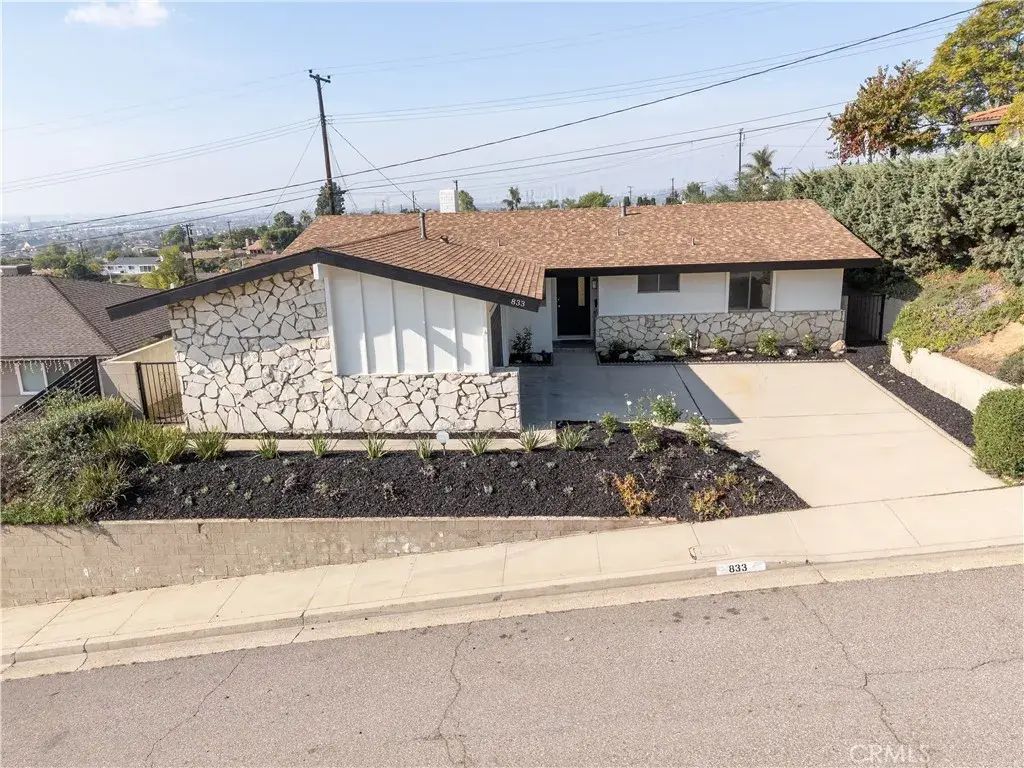 833 N 16th Street, Montebello