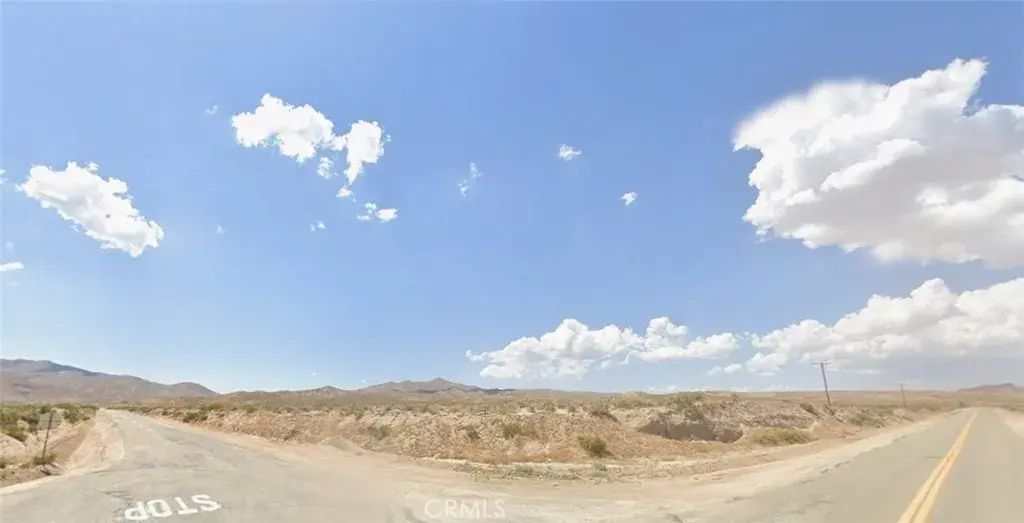 7996 (off) Rogers, California City