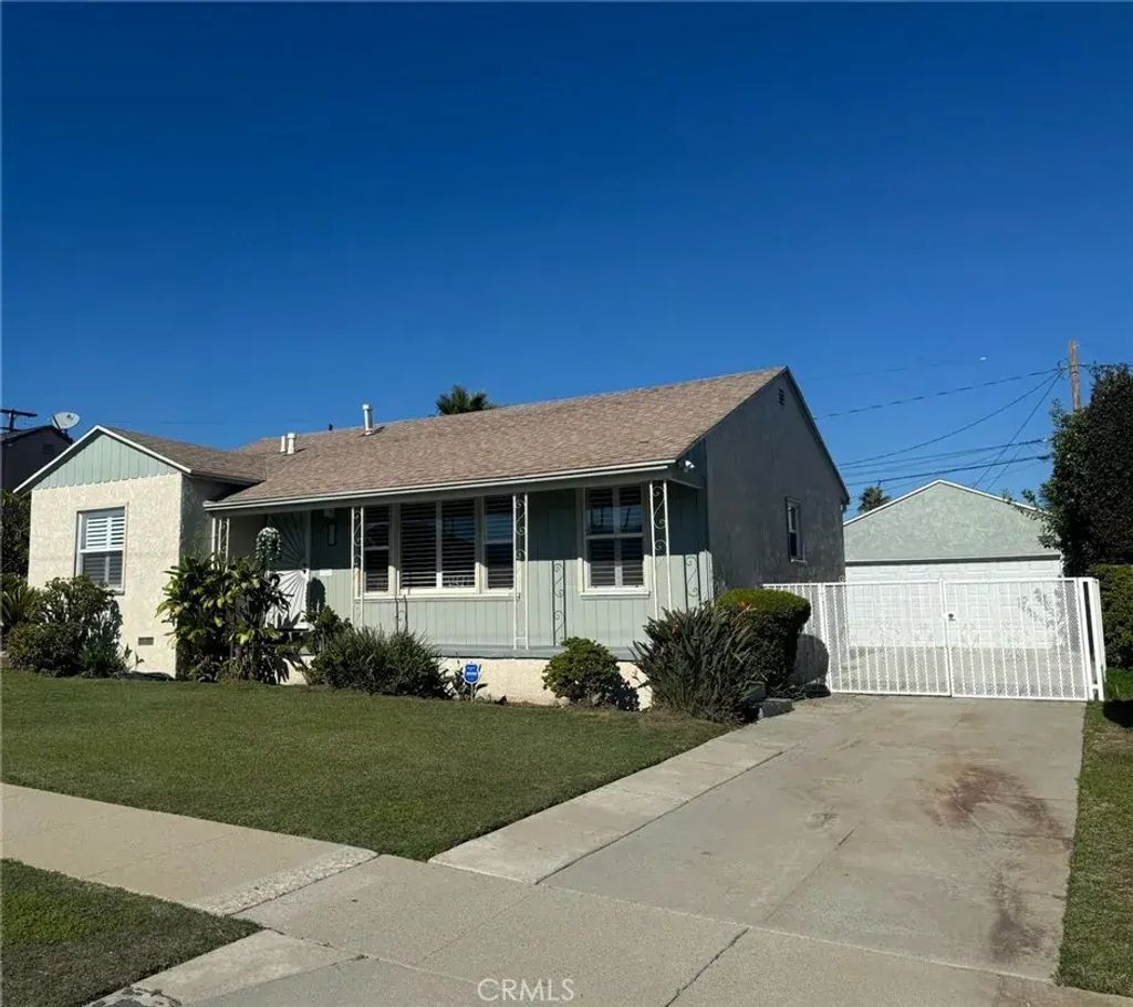 151 121 St Place, Los Angeles