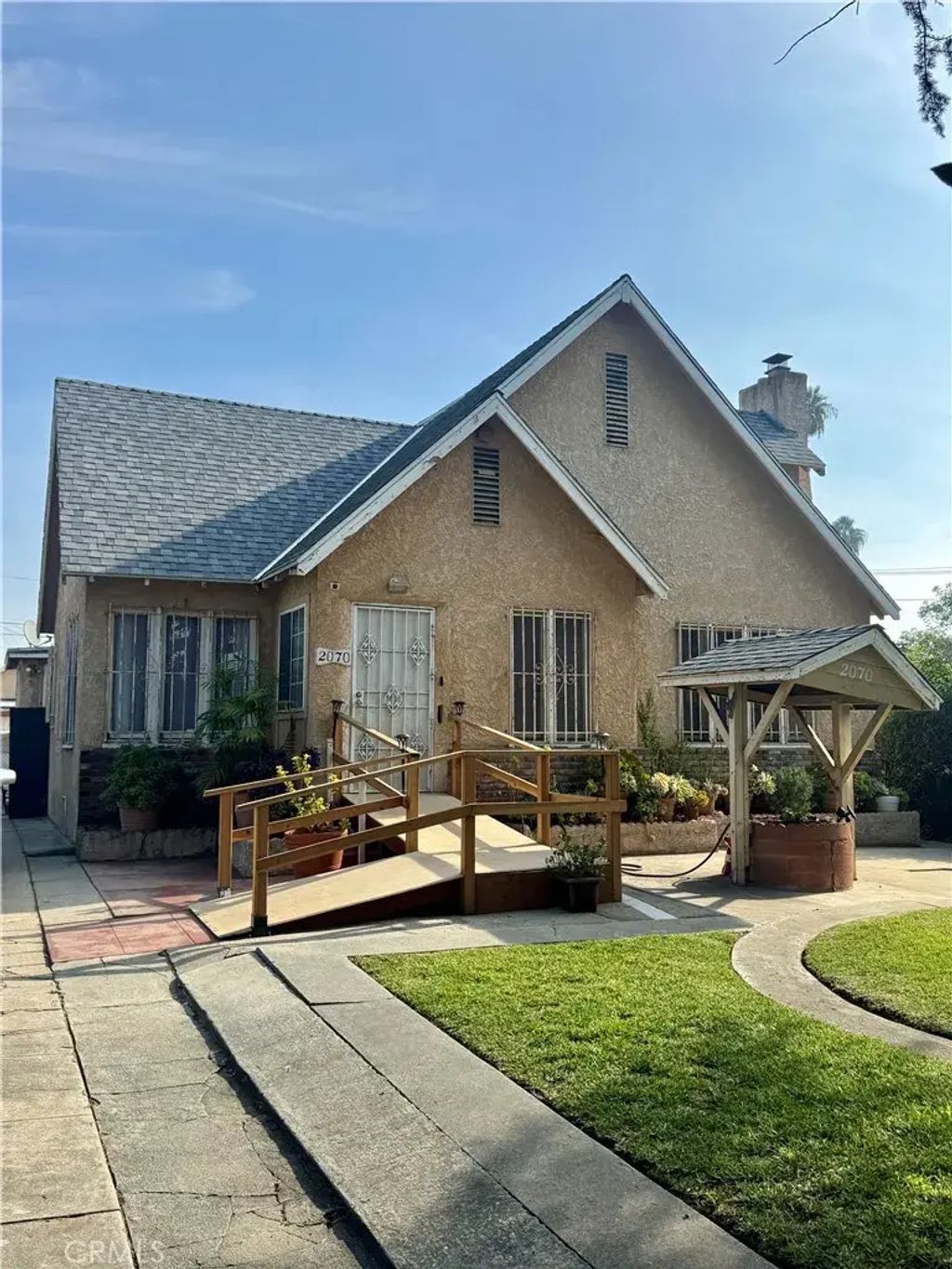 2070 El Sereno, Pasadena