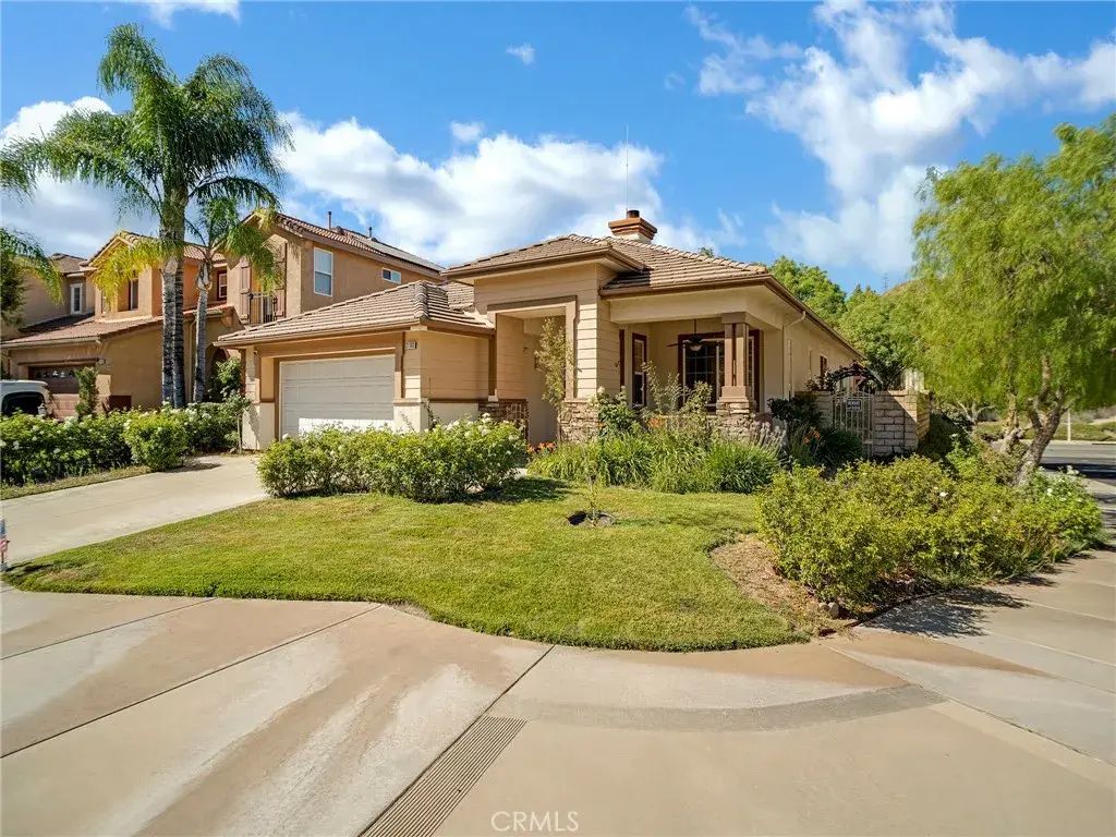 21103 Cross Creek Drive, Saugus