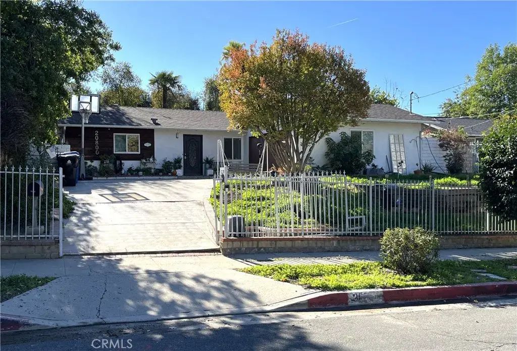 20800 Clark Street, Woodland Hills