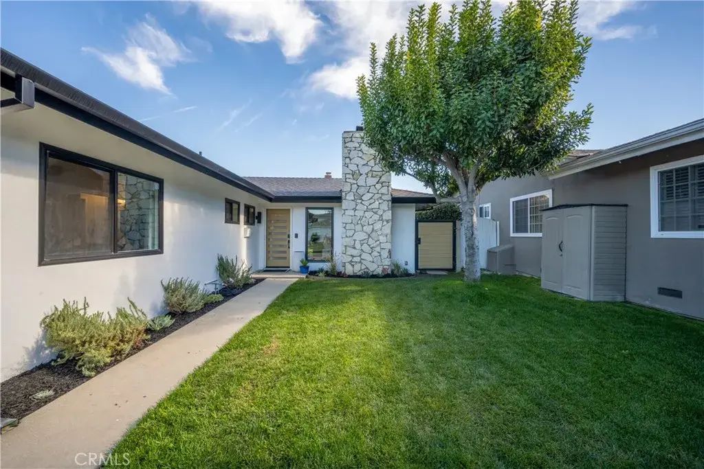 3600 Lama Avenue, Long Beach
