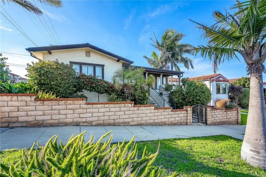 1939 South Alma Street, San Pedro
