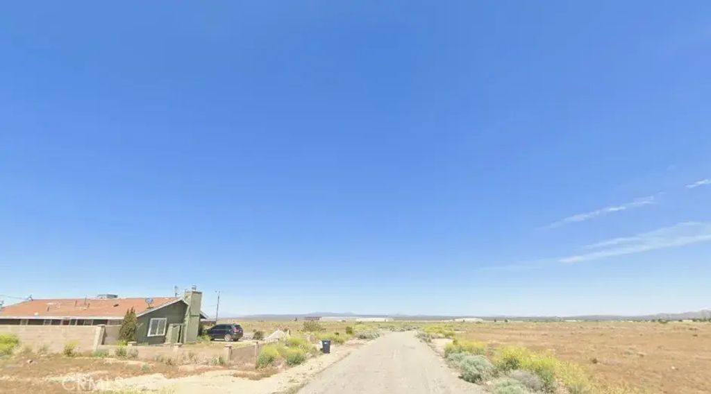 6670 Galland, California City