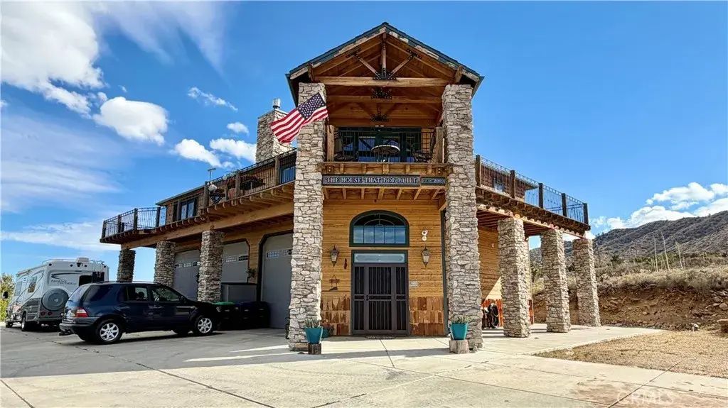 275 Canyon, Pinon Hills