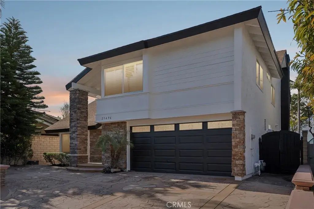 25496 Coral Wood, Lake Forest