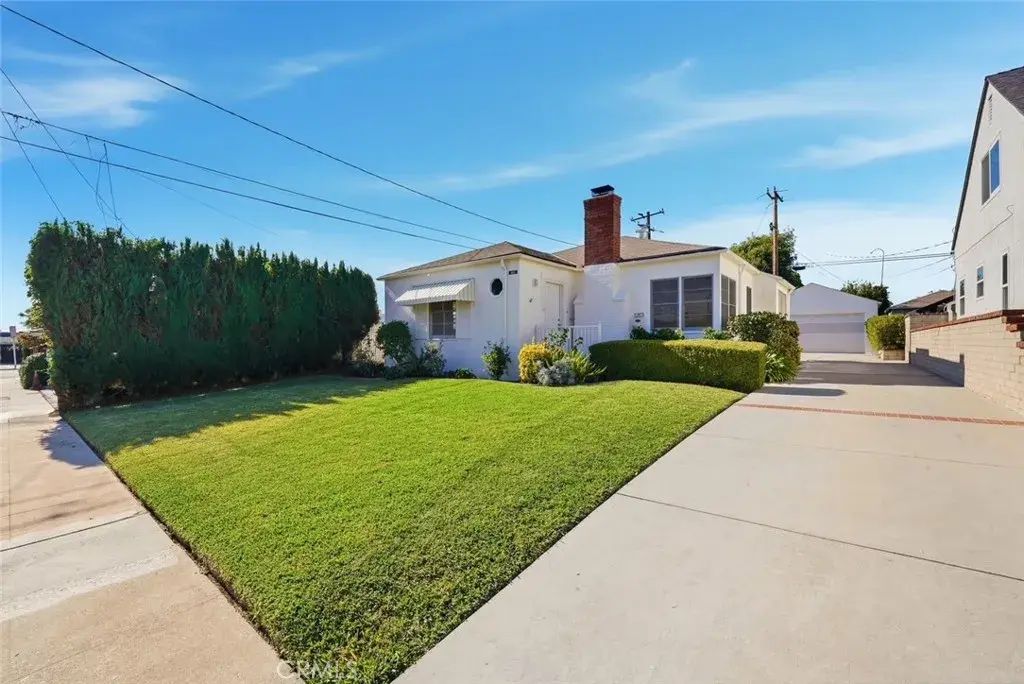 111 Alabama Street, San Gabriel