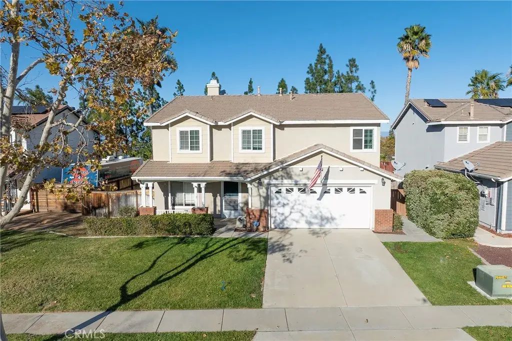1283 Stephanie, Corona