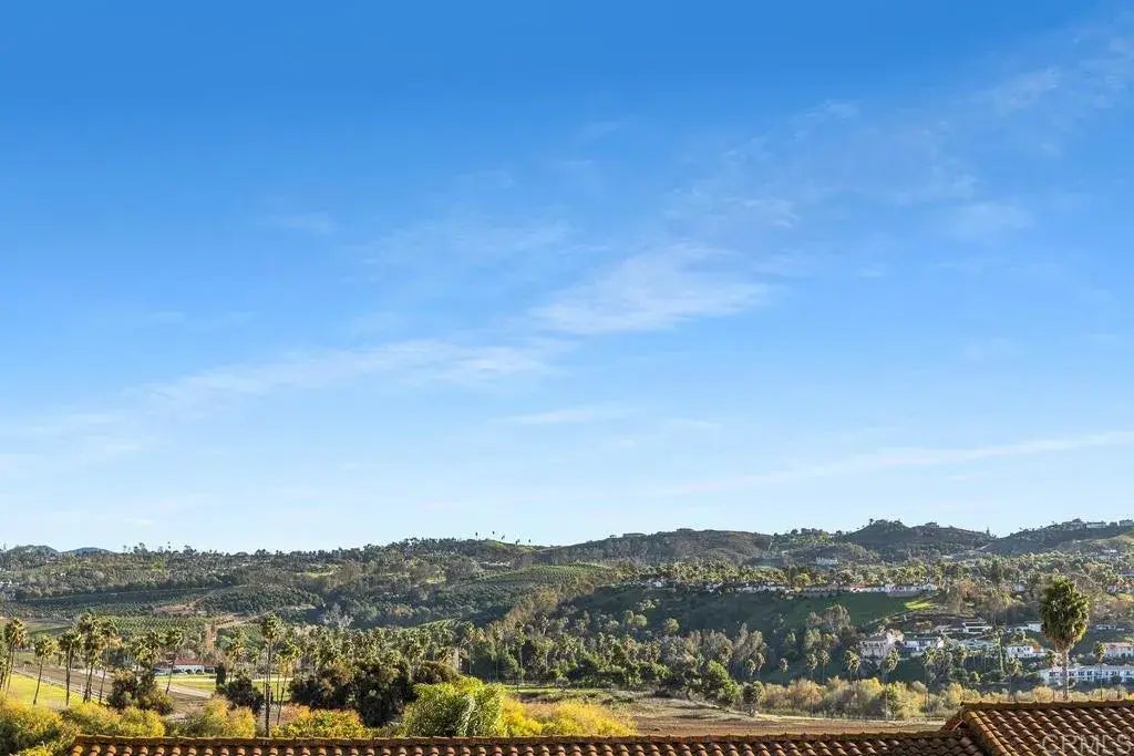 31916 Del Cielo Este 6, Bonsall