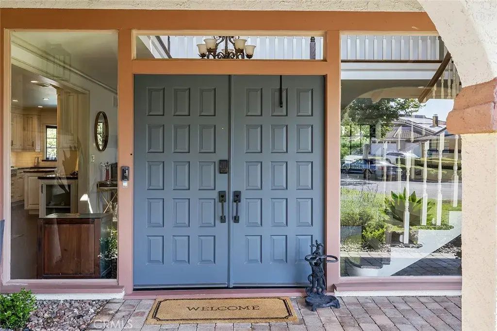 4200 Abbintgon Court, Westlake Village