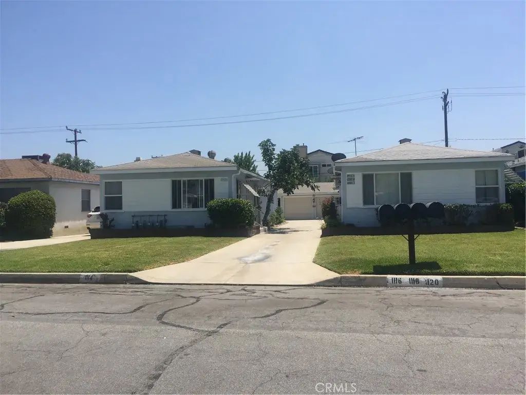 1114 Okoboji Drive, Arcadia