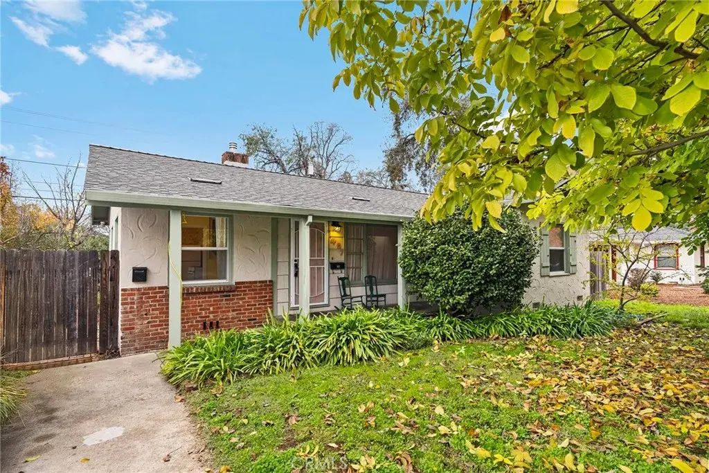 1407 Sunset Avenue, Chico