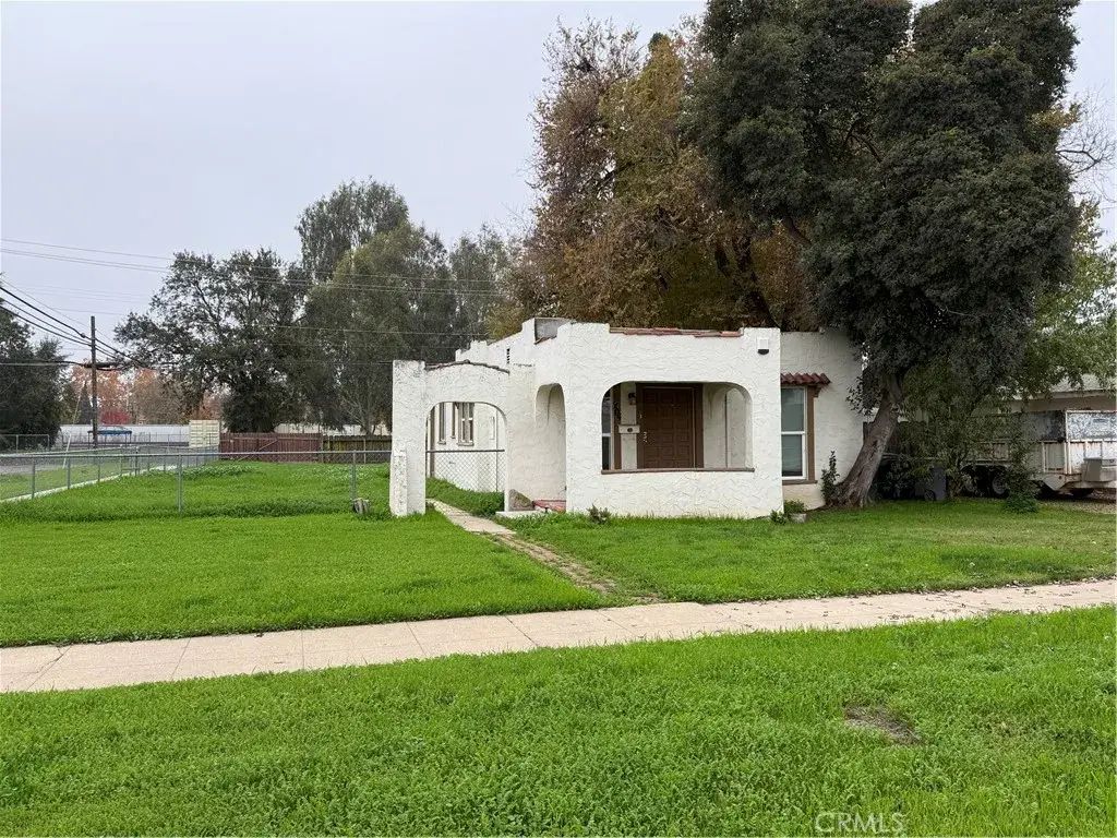 204 W 25th, Merced