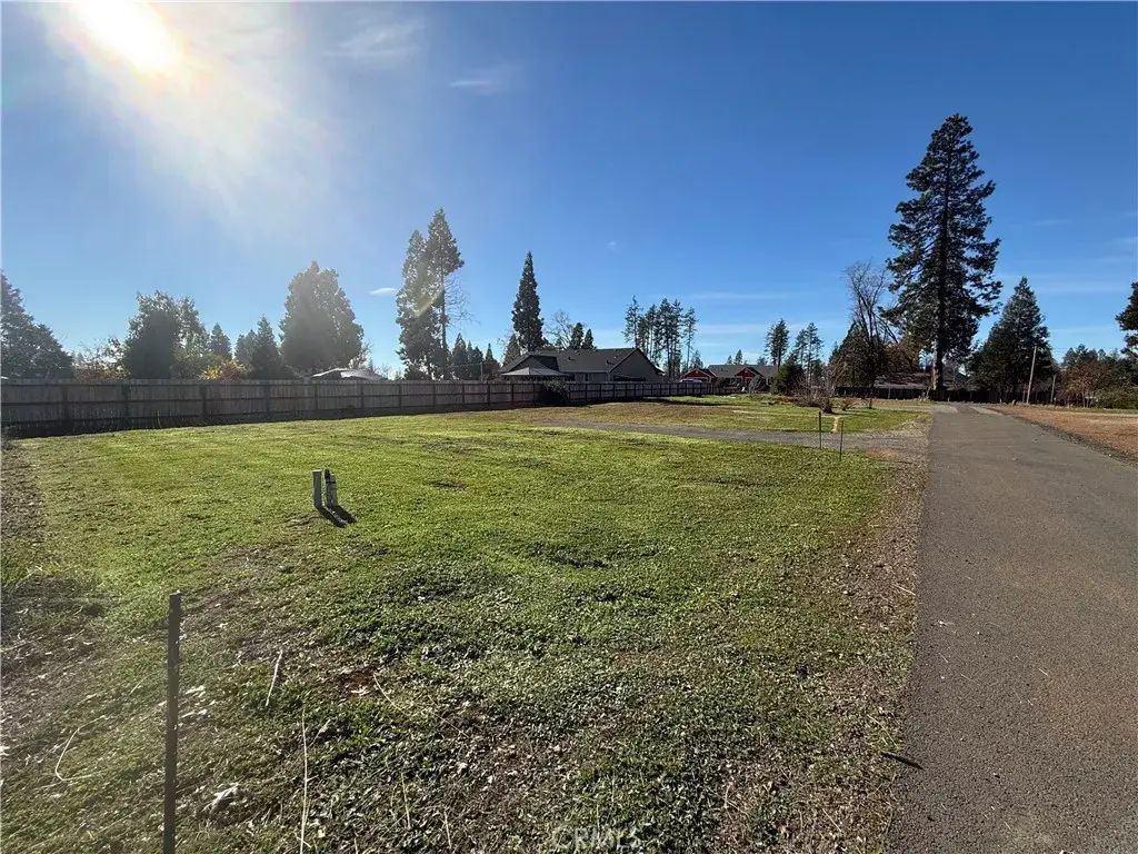 1536 Boyden, Paradise