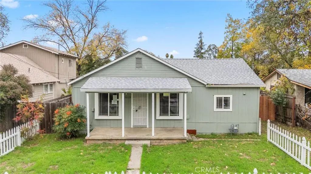 2215 Laurel Street, Chico